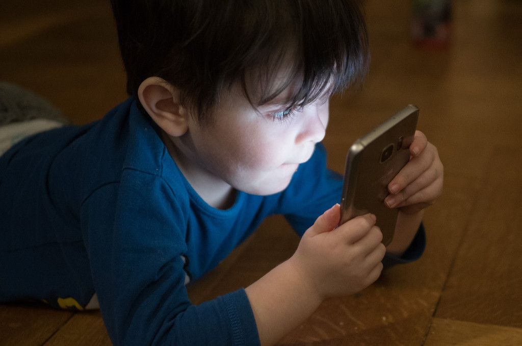 mobile bad effect on children