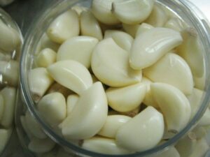remove garlic peel